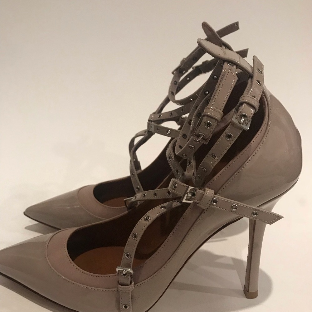 Valentino Taupe Patent Leather heels